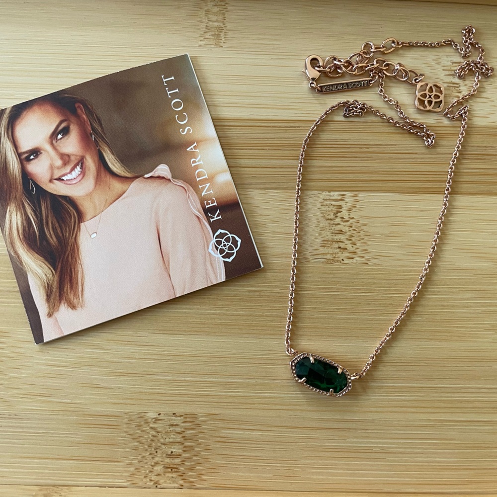 Kendra Scott Elisa Rose Gold Necklace in Emerald Cat's Eye
